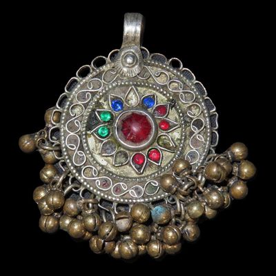 Sale Photo Thumbnail #623: Antique Hindu Belly Dancer Charm Pendant, 1920s-1940s