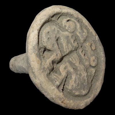 Sale Photo Thumbnail #339: Pre-Columbian Pottery Stamp, South America