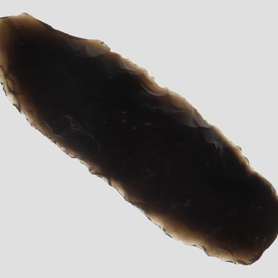 Sale Photo Thumbnail #413: 2" Oblique Flaked Lance, Gem Obsidian, Eastern Oregon, Ex. Ronald Bowles Collection
