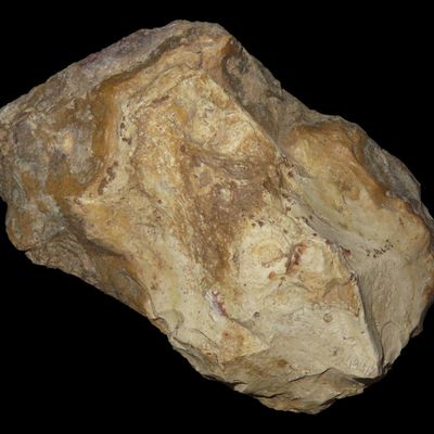 Sale Photo Thumbnail #708: 3 3/4" Avon Chert Flint Axe, Fulton Co., Illinois
