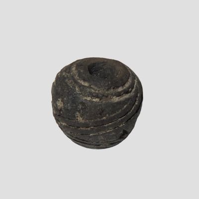 Sale Photo Thumbnail #376: Pre-Columbian Effigy Bead with Line and Crosshatch Design, Machalilla Culture, Ecuador