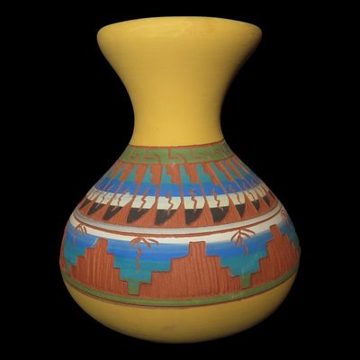 Sale Photo Thumbnail #385: 5" x 4 1/8" Native American Navajo Vase, Signed S. King, 2000