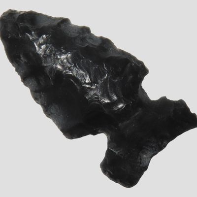 Sale Photo Thumbnail #440: 1 3/8" Northern Side Notch, Quality Obsidian, Oregon, Ex. Denis Burger