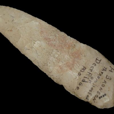 Sale Photo Thumbnail #129: 6 9/16" Stanfield Knife / Blade, Made of Burlington Chert, Perino COA, Found by H.B. Bronson, Ex. Franklin Fosdick Collection, Ex. Hank Lambert