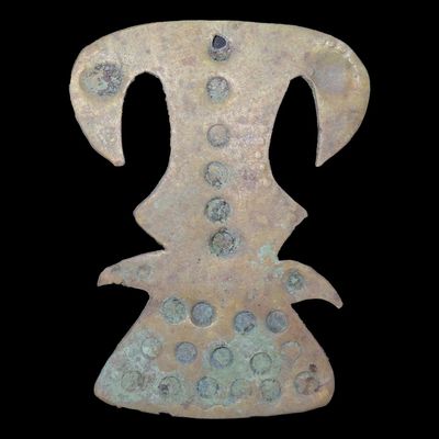 Sale Photo Thumbnail #293: 3 7/8" Pre-Columbian Tumi Effigy Pendant, Central Andes, Peru