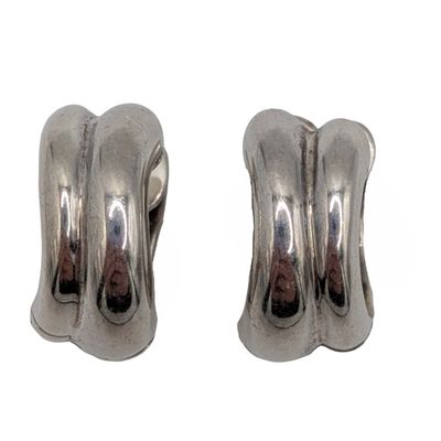 Sale Photo Thumbnail #26: Sterling Silver Hoop Earrings