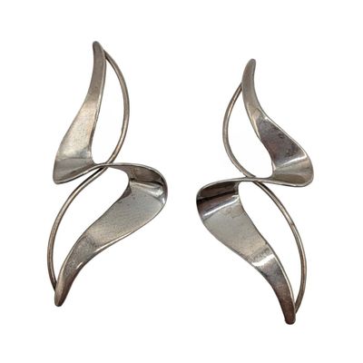 Sale Photo Thumbnail #409: Signed Sterling Silver Twisted Ribbon Stud Earrings