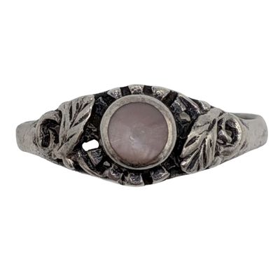 Sale Photo Thumbnail #365: Signed Sterling Silver Pearl Leaves Ring Sz. 6