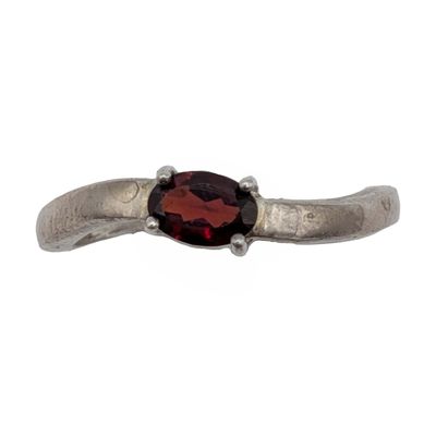 Sale Photo Thumbnail #442: Signed Sterling Silver Red Rhinestone Oval Wavy Band Ring Sz. 7