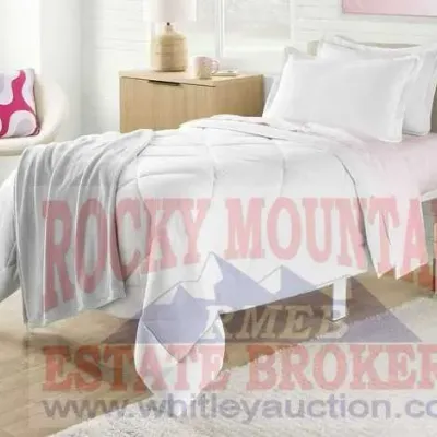 Sale Photo Thumbnail #661
