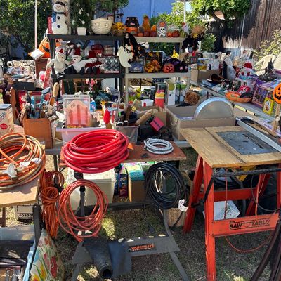 Estate sale photo