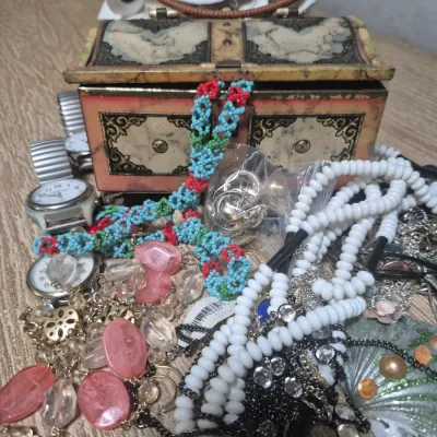 TWO Pounds of Jewls ~ includes tin box bank too