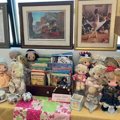 Estate sale photo