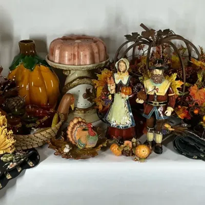Thanksgiving Pilgrim Figurines, Turkey and Fall Decor