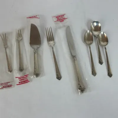 Oneida Heirloom Sterling Silver Flatware Pieces