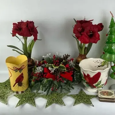 Christmas Cardinal Decor, Amaryllis and Glitter Trees
