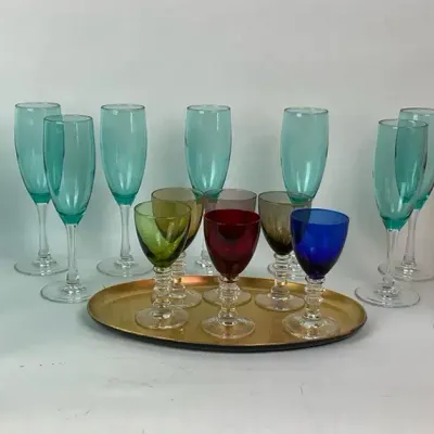 Colored Wine Glasses, Champagne Flutes and Cordial Glasses
