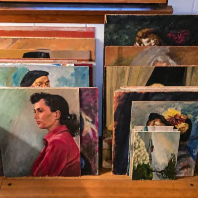 Estate sale photo
