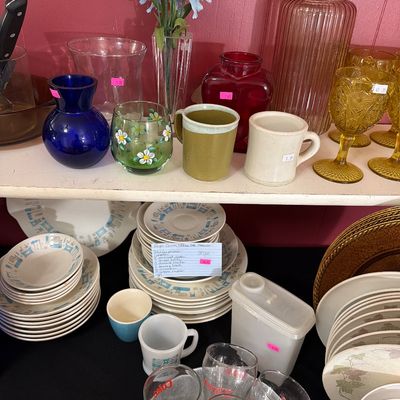 Sale Photo Thumbnail #90: Royal China Blue Heaven, Vintage green dishes, Coke items, glasses, and more.
