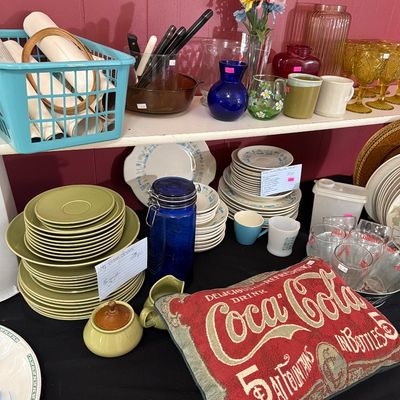 Sale Photo Thumbnail #87: Royal China Blue Heaven, Vintage green dishes, Coke items, glasses, and more.