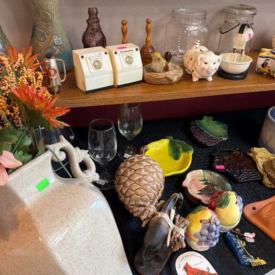 Sale Photo Thumbnail #104: Delft, Quimper, glass Decor Chickens and more.