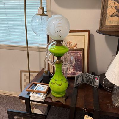 Sale Photo Thumbnail #67: Decor, Lamps, Beautiful Rug, Pictures Decor and More.