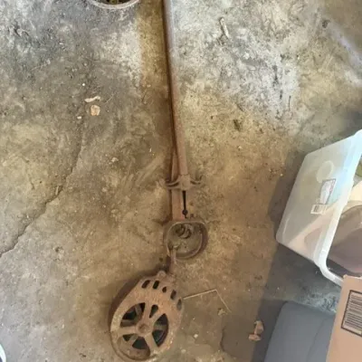 Estate sale photo