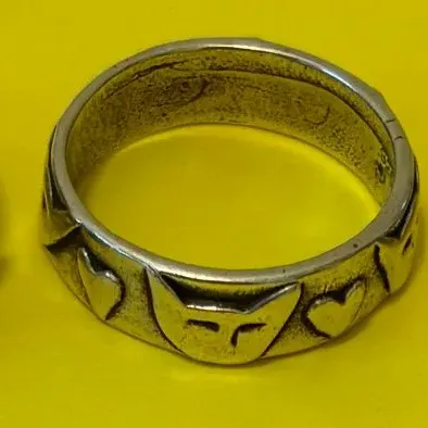 Sale Photo Thumbnail #260: Size 7
