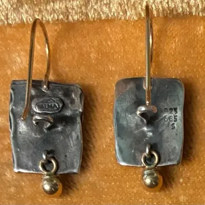 Sale Photo Thumbnail #219: Measures 1/2 inch high and 1/2 inch wide.
