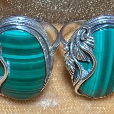 Sale Photo Thumbnail #322: Size 7