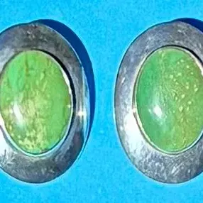 Sale Photo Thumbnail #292: Measures 1  1/2 inches high and 1  1/4 inches wide.