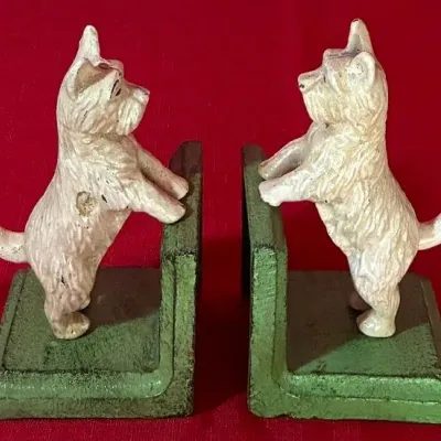 Sale Photo Thumbnail #106: Measures 6 inches high, 3 inches wide and 4 inches deep.