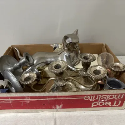 Vintage Decorative Metal Items