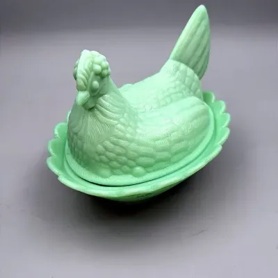 Jadeite Green Glass Hen On A Nest
