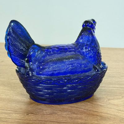 LOT 33F: Vintage Cobalt Blue Hen on a Nest (5.5")