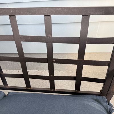 LOT 126L: 4-Piece Patio Set w Cushions & Covers