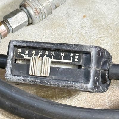 LOT 78G: Air America 3/4hp 2gal Mity Mite Air Compressor