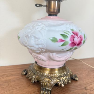 LOT 14F: 1940s Gone with the Wind Style Victorian Pink & White Floral Parlor Lamp