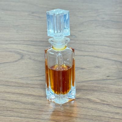 LOT 49F: Vintage Perfume Splash Bottles: Shalimar, Liz Claiborne & More