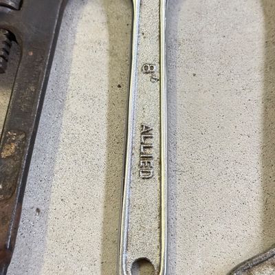 LOT 96G: Vintage Plumbing, Pipe & Adjustable Wrenches