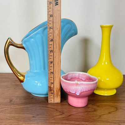LOT 15F: Vintage Pottery Collection: Pearl China Co Hand Decorated 22kt Gold Mid-Century Pitcher, MCM Royal Haeger USA Yellow Bud Vase...