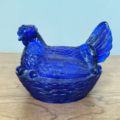 LOT 33F: Vintage Cobalt Blue Hen on a Nest (5.5")