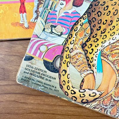 LOT 165F: Vintage 1976 Ringling Bros and Barnum & Bailey Circus Programs