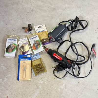 LOT 111G: NIP Dremel Bits, Dremel Model 290 Engraver & Rotary Tool