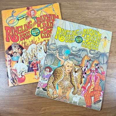 LOT 165F: Vintage 1976 Ringling Bros and Barnum & Bailey Circus Programs