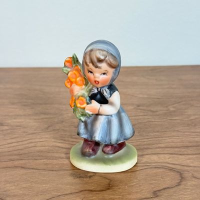 LOT 27F: Vintage Hummel-Style Figurines: Marked Japan, Napcoware, Made in England & Unmarked