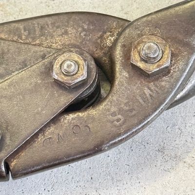 LOT 117G: Large Collection of Vintage Pliers & More