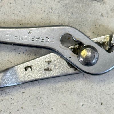 LOT 117G: Large Collection of Vintage Pliers & More