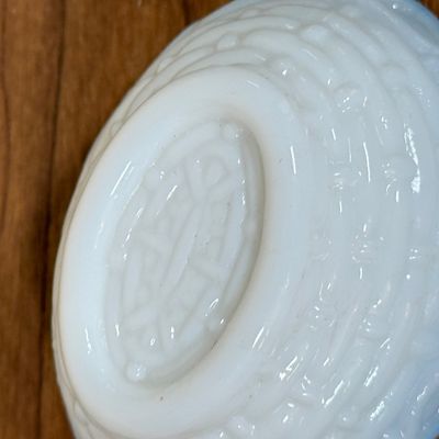 LOT 37F: Vintage Mini Hens on Nests: Clear Glass w Hearts, Amber Glass & Milk Glass