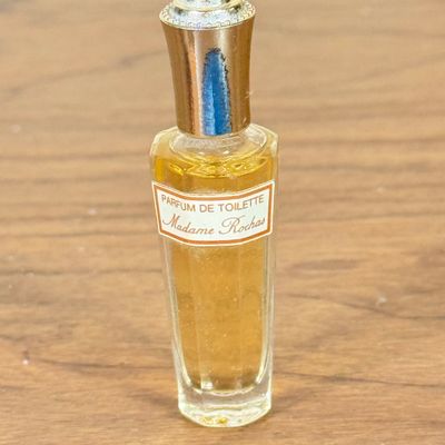 LOT 47F: Vintage Perfume Splash Bottles: Estée Lauder, Adolfo, Nina Ricci & More